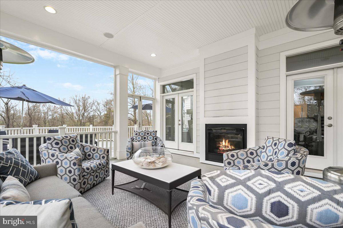 12218 Pleasant Springs Ct