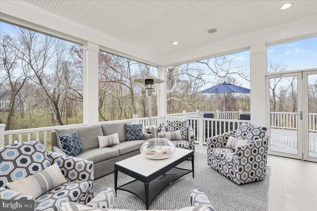 12218 Pleasant Springs Ct