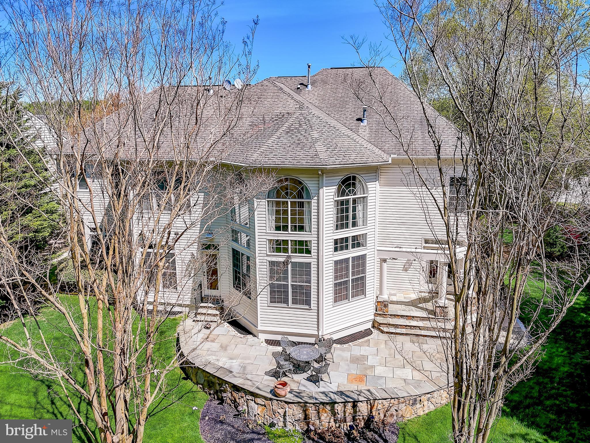 15005 Rolling Hills Dr