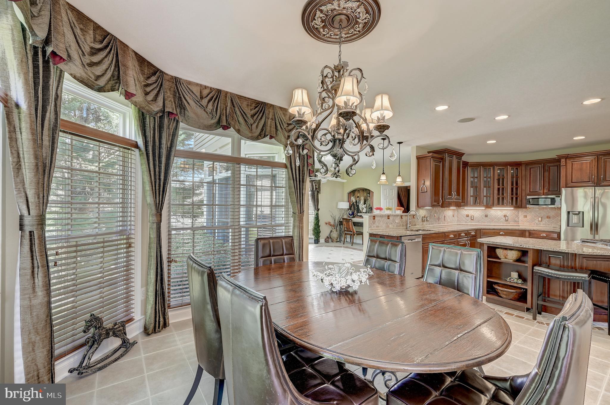 15005 Rolling Hills Dr