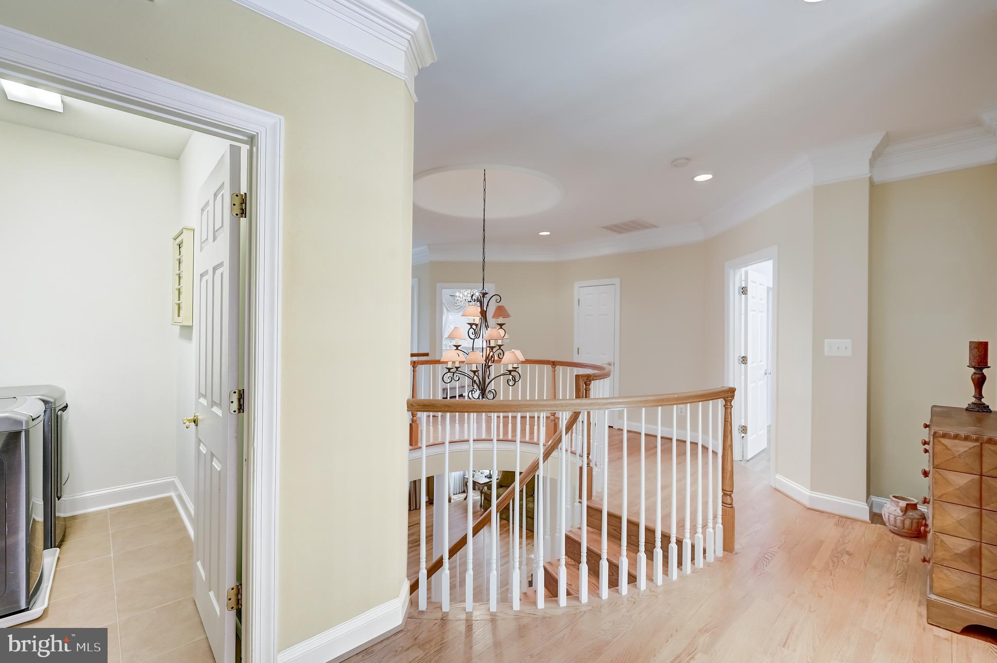 15005 Rolling Hills Dr