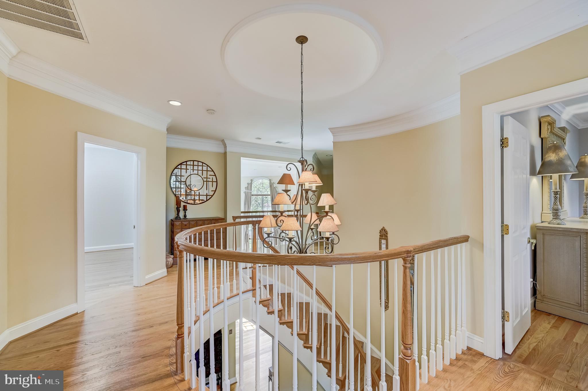 15005 Rolling Hills Dr