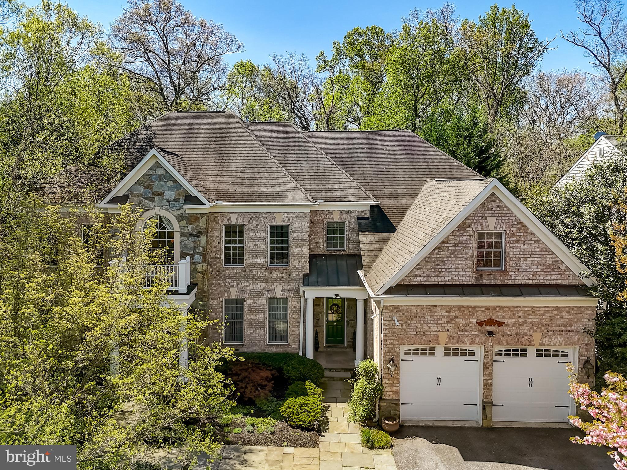 15005 Rolling Hills Dr