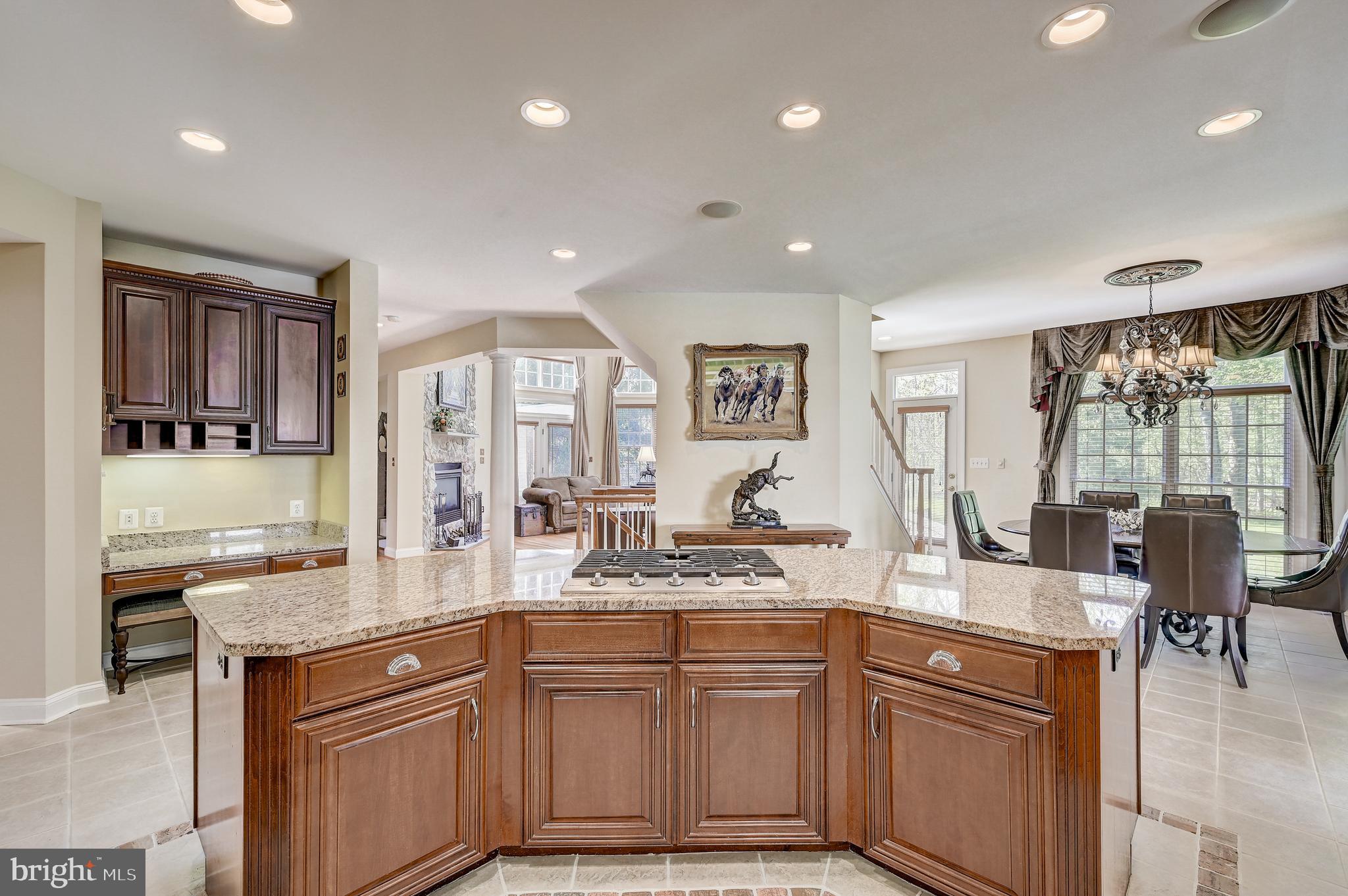 15005 Rolling Hills Dr