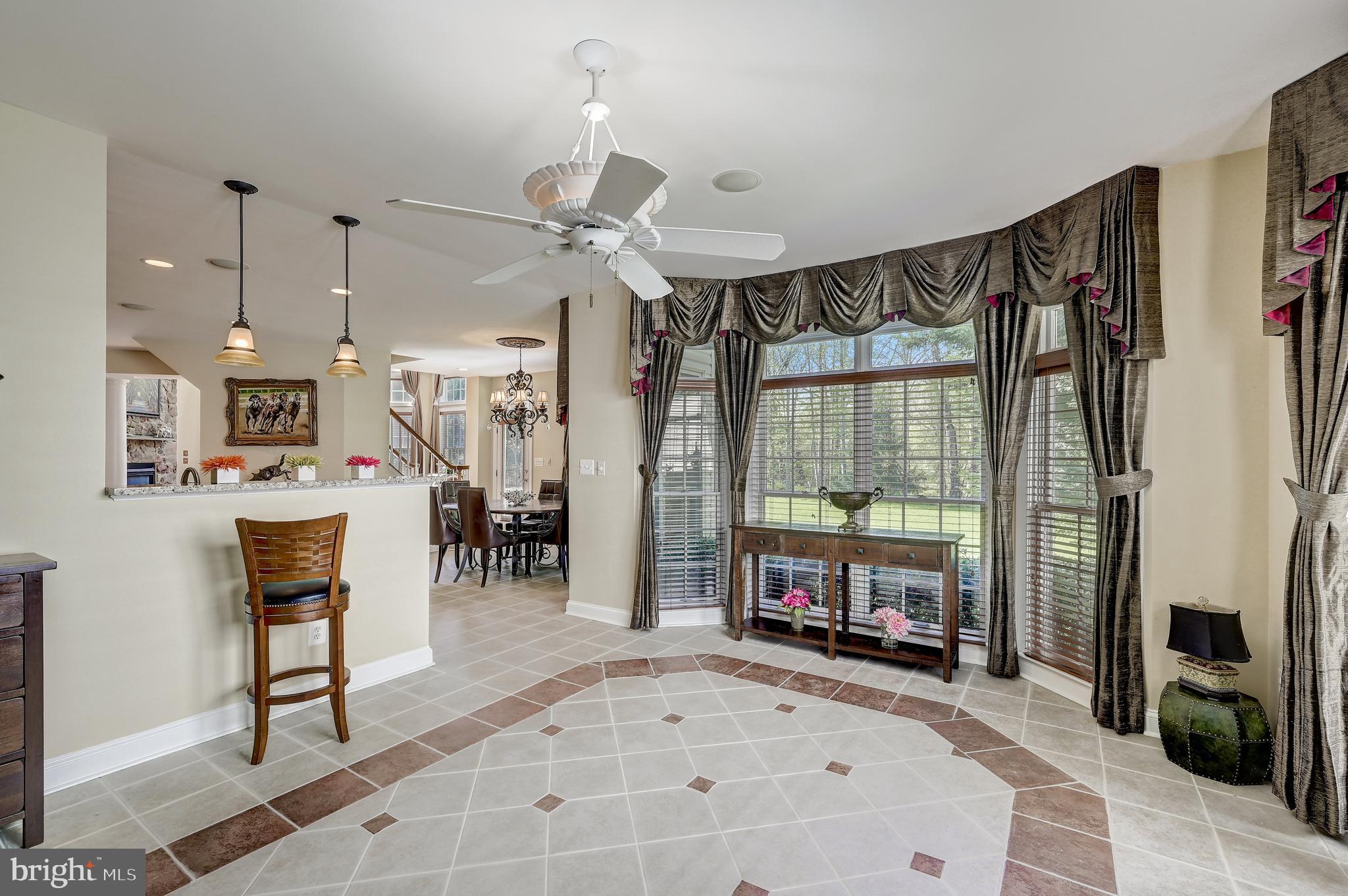 15005 Rolling Hills Dr