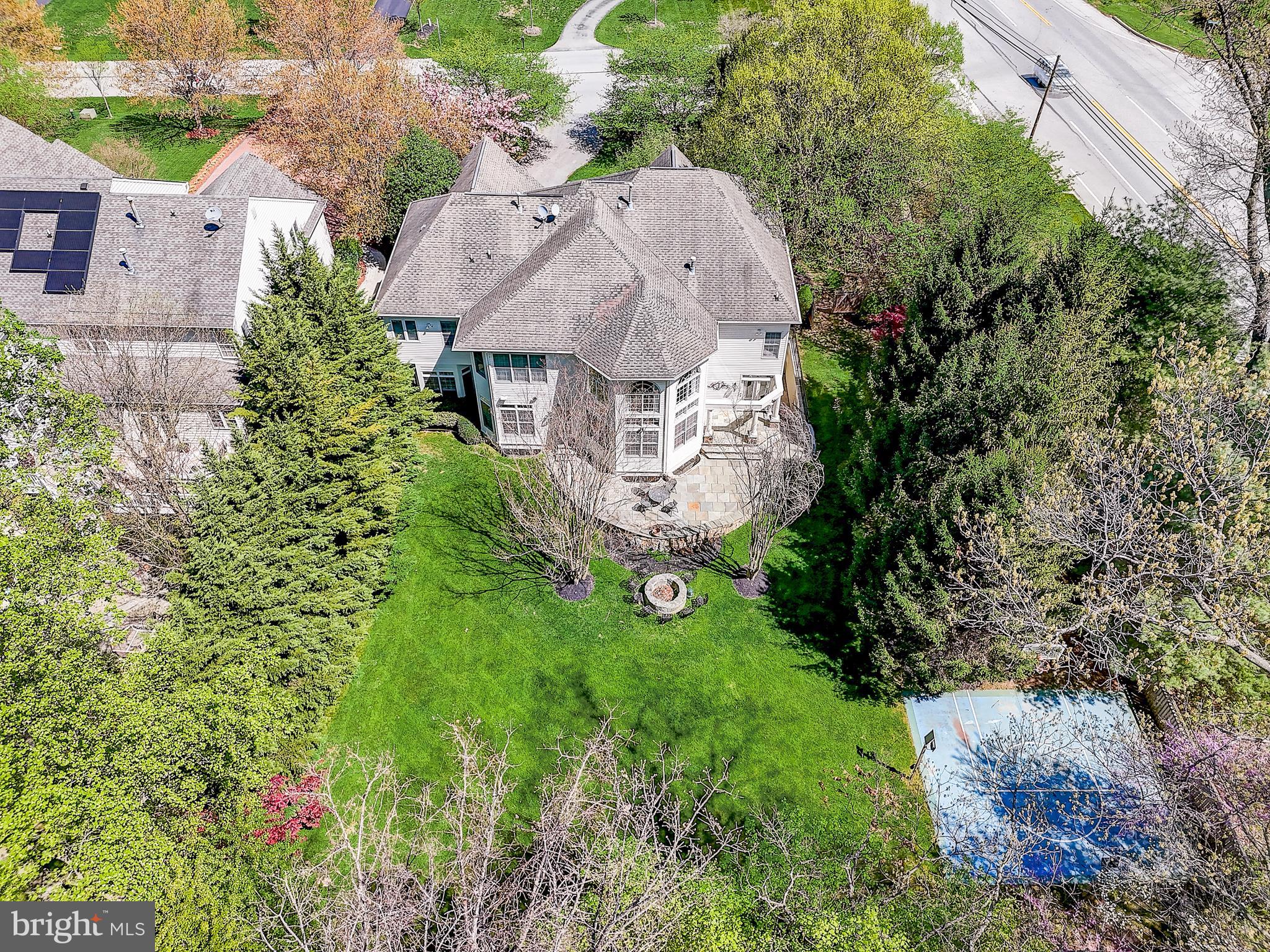 15005 Rolling Hills Dr