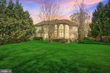 15005 Rolling Hills Dr