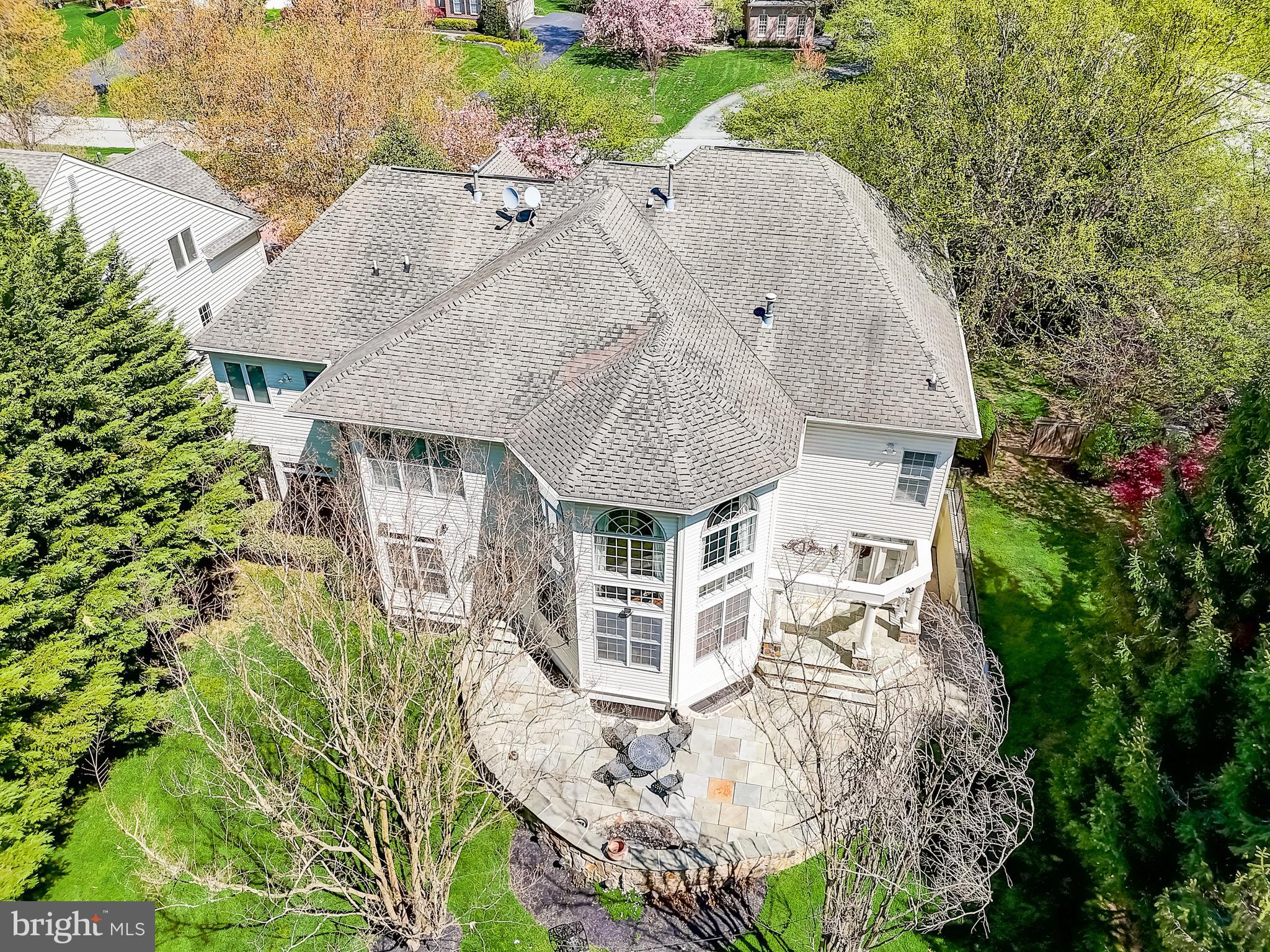 15005 Rolling Hills Dr