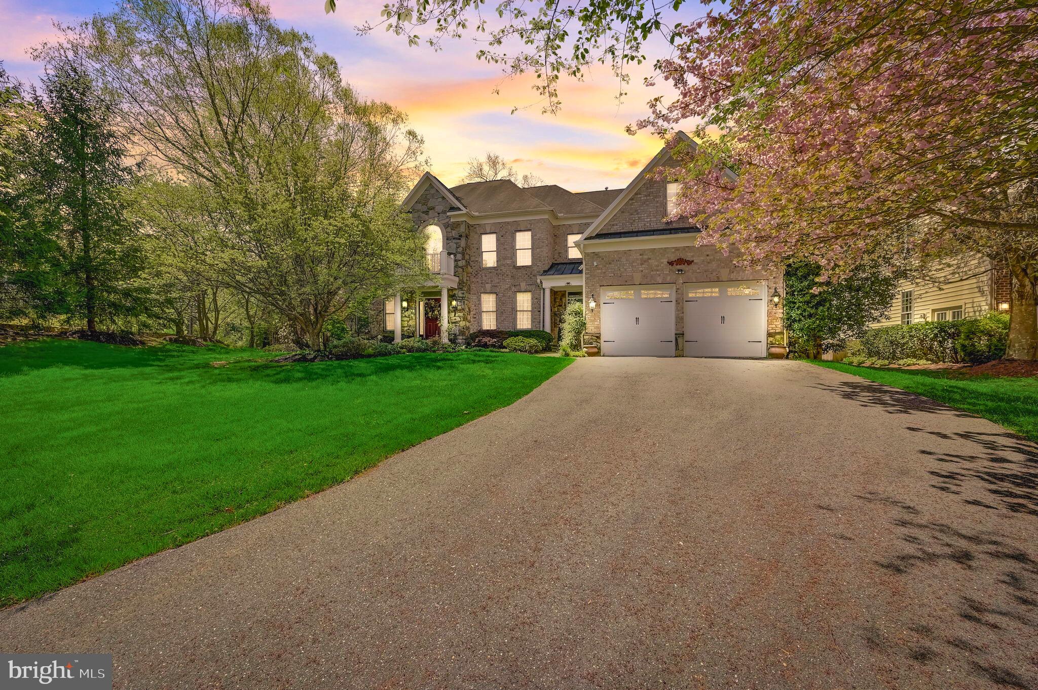 15005 Rolling Hills Dr