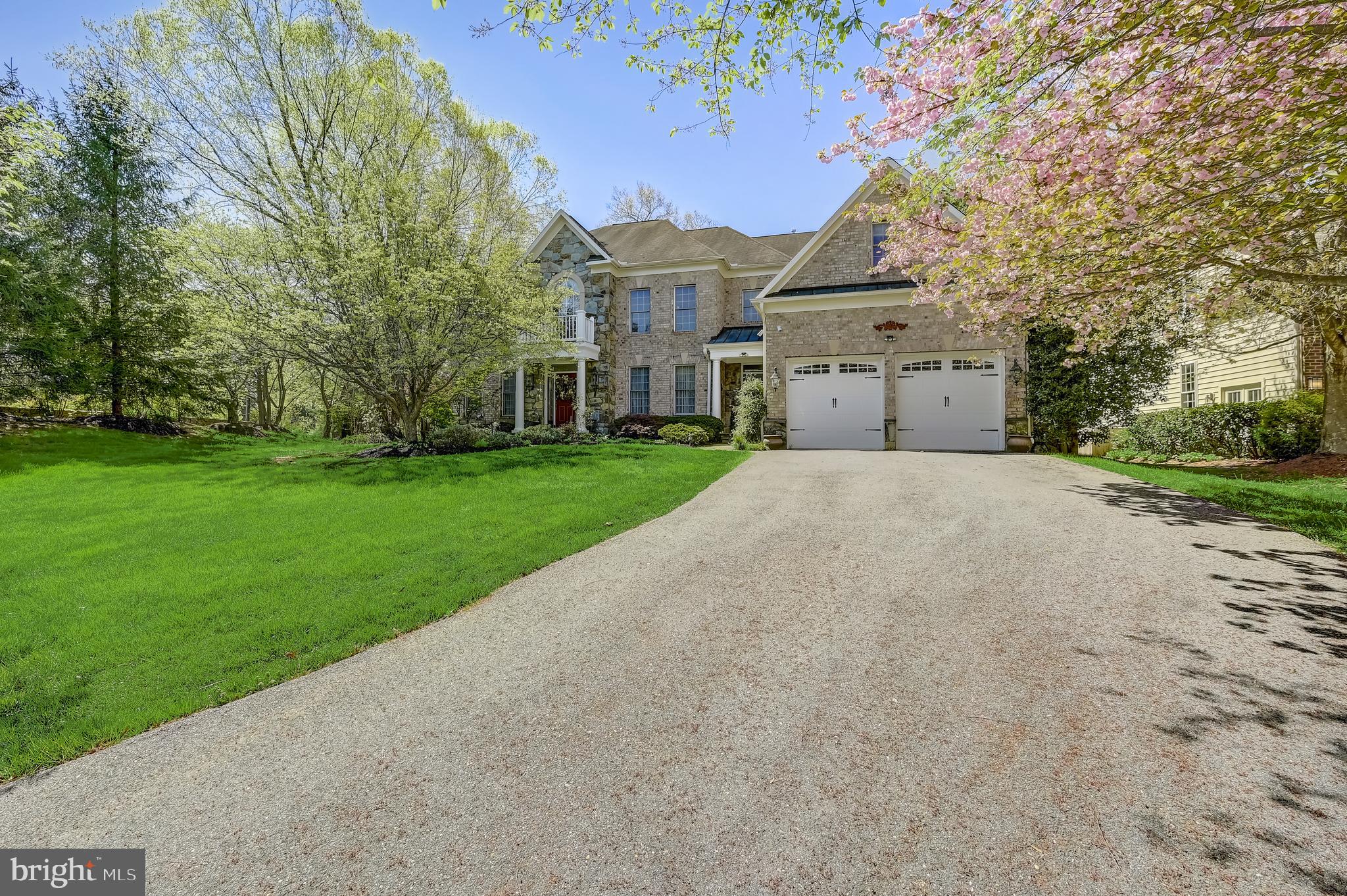 15005 Rolling Hills Dr