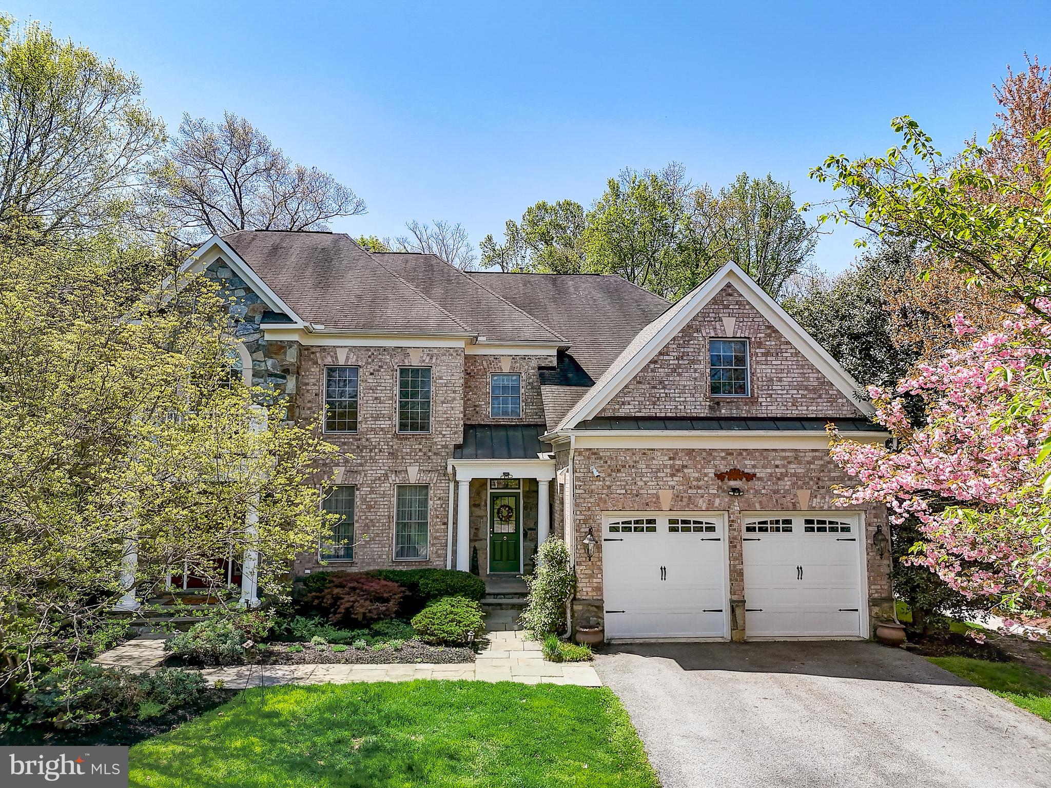 15005 Rolling Hills Dr