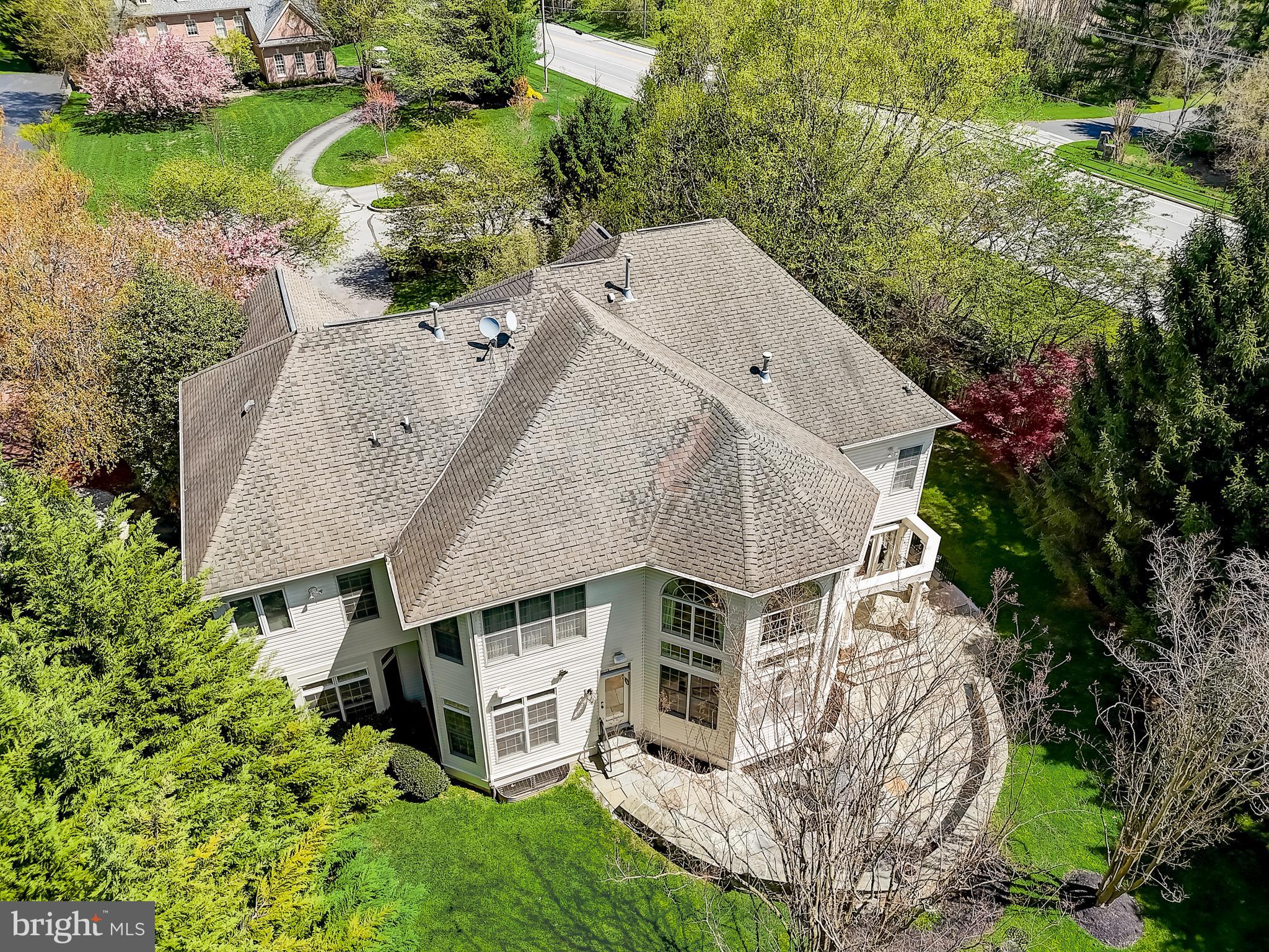 15005 Rolling Hills Dr
