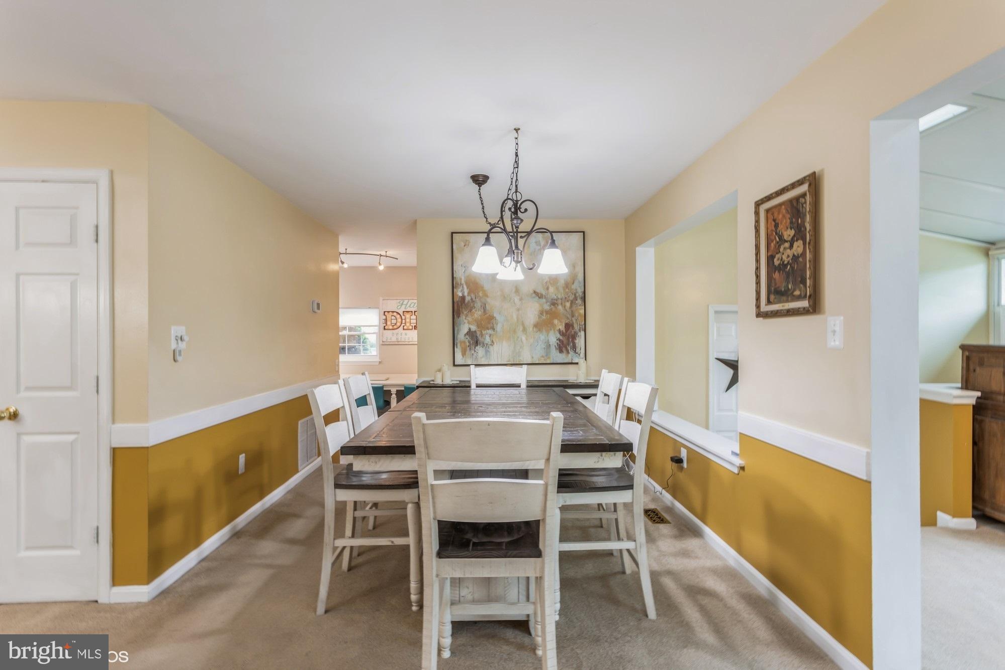 8570 Harvest View Ct