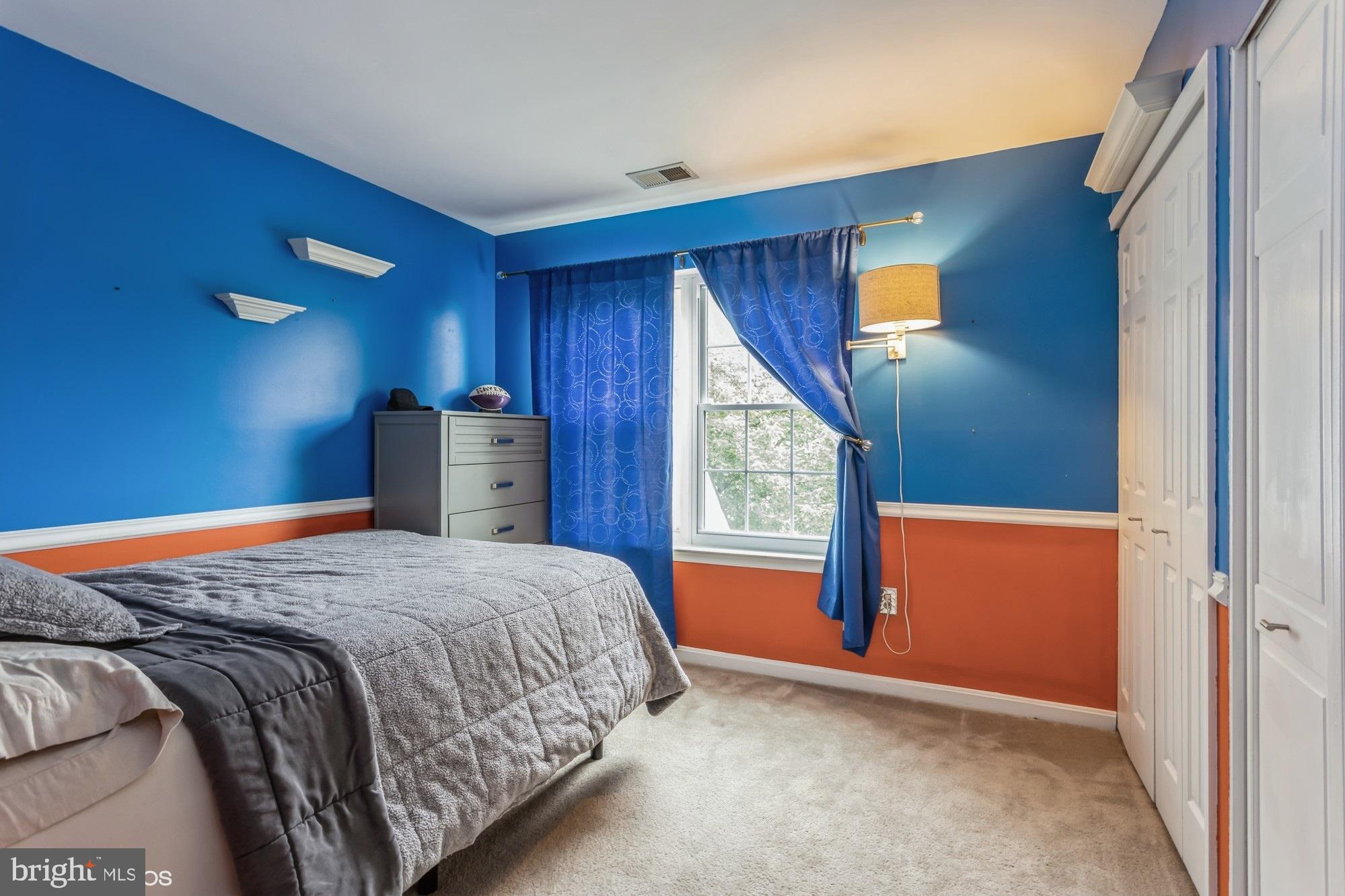 8570 Harvest View Ct