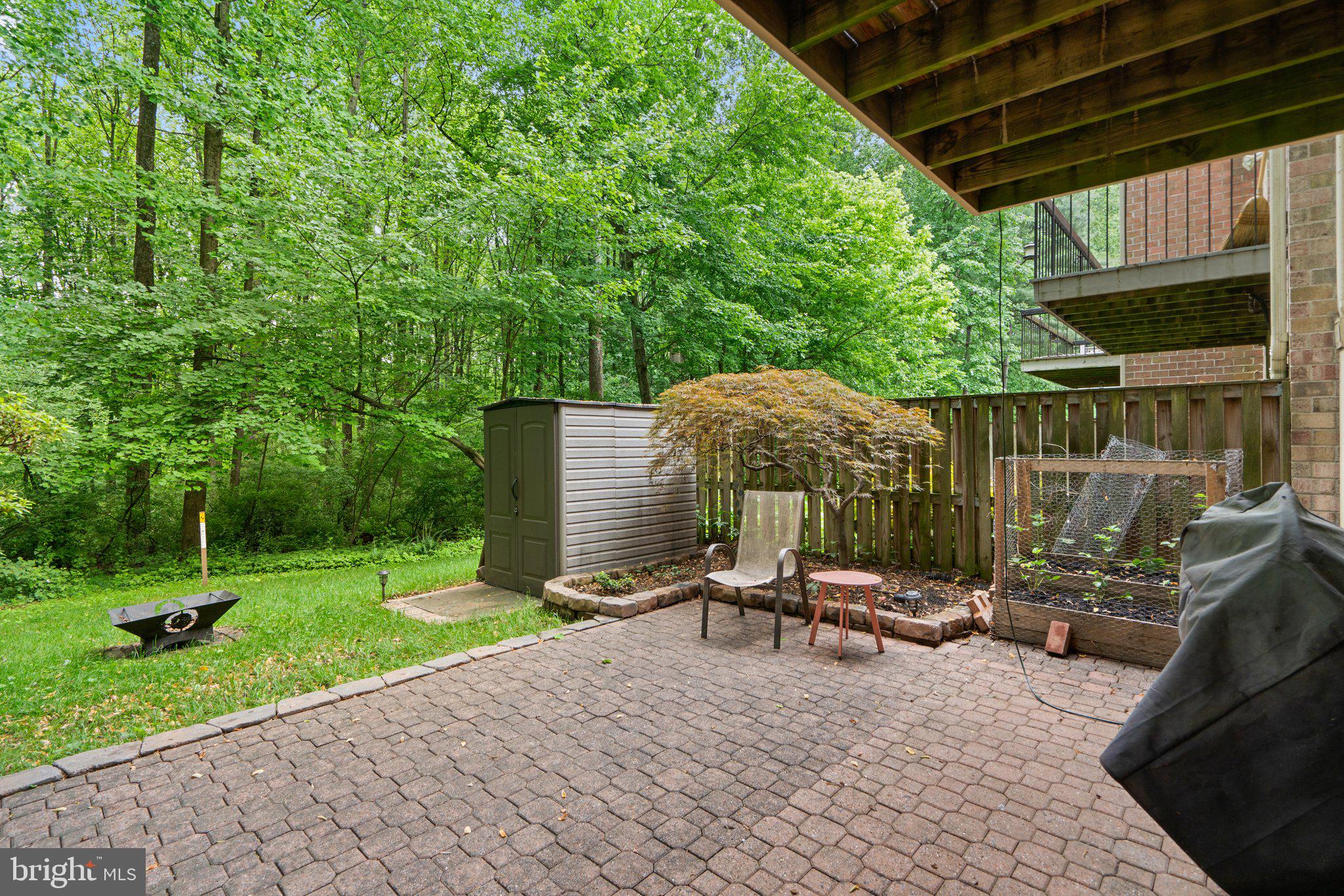 11925 New Country Ln