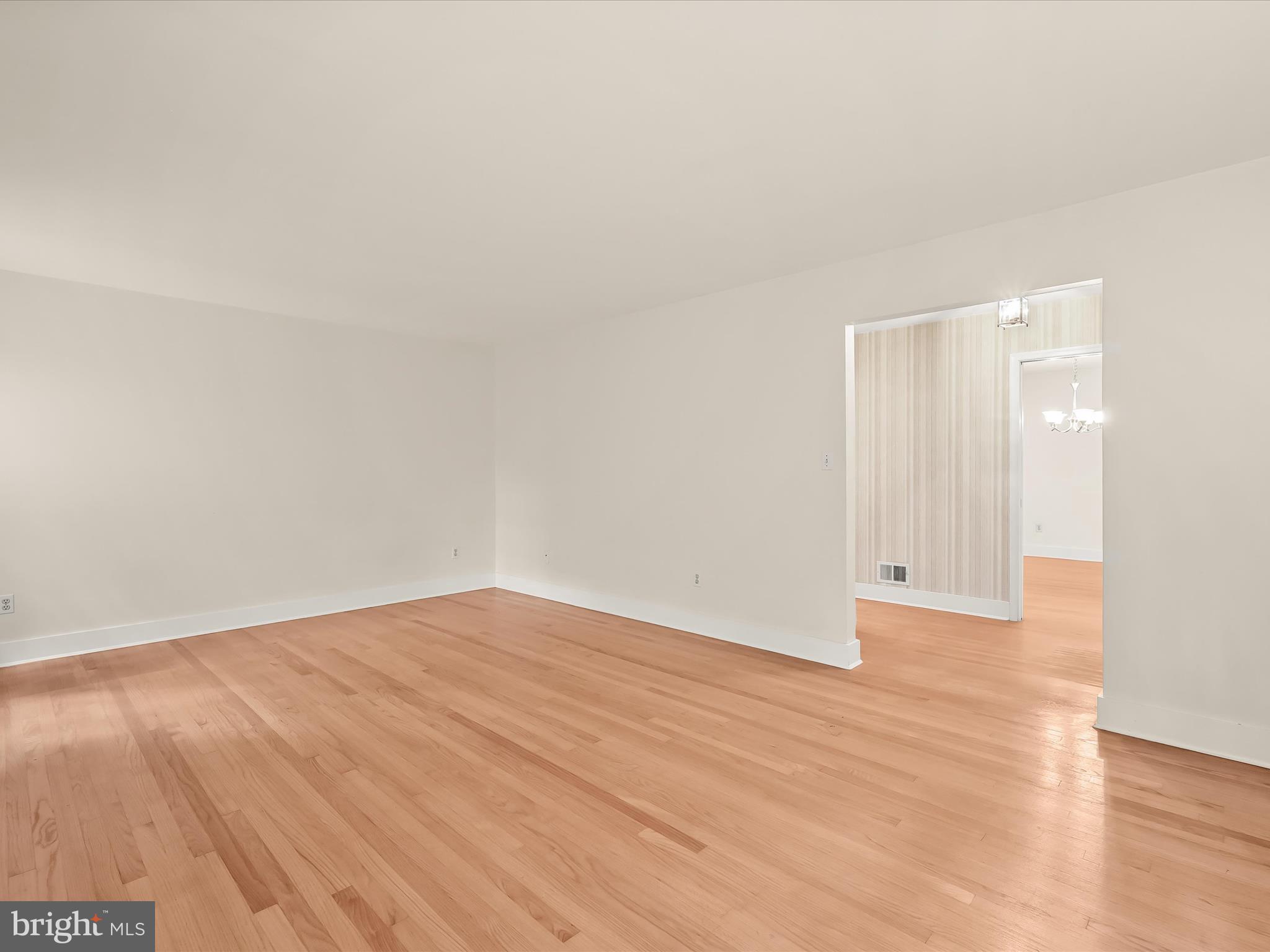 3826 Walt Ann Dr