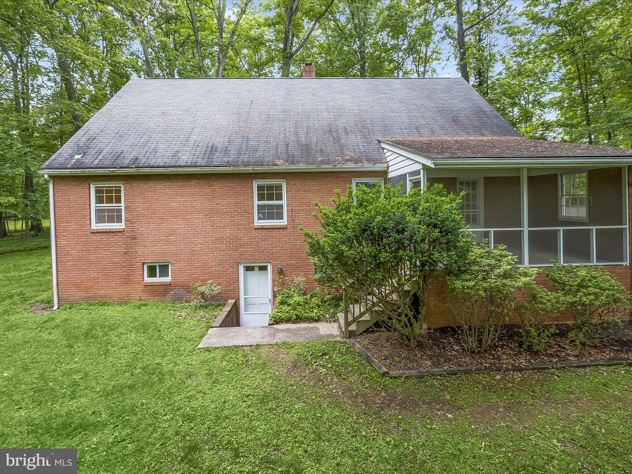 3826 Walt Ann Dr
