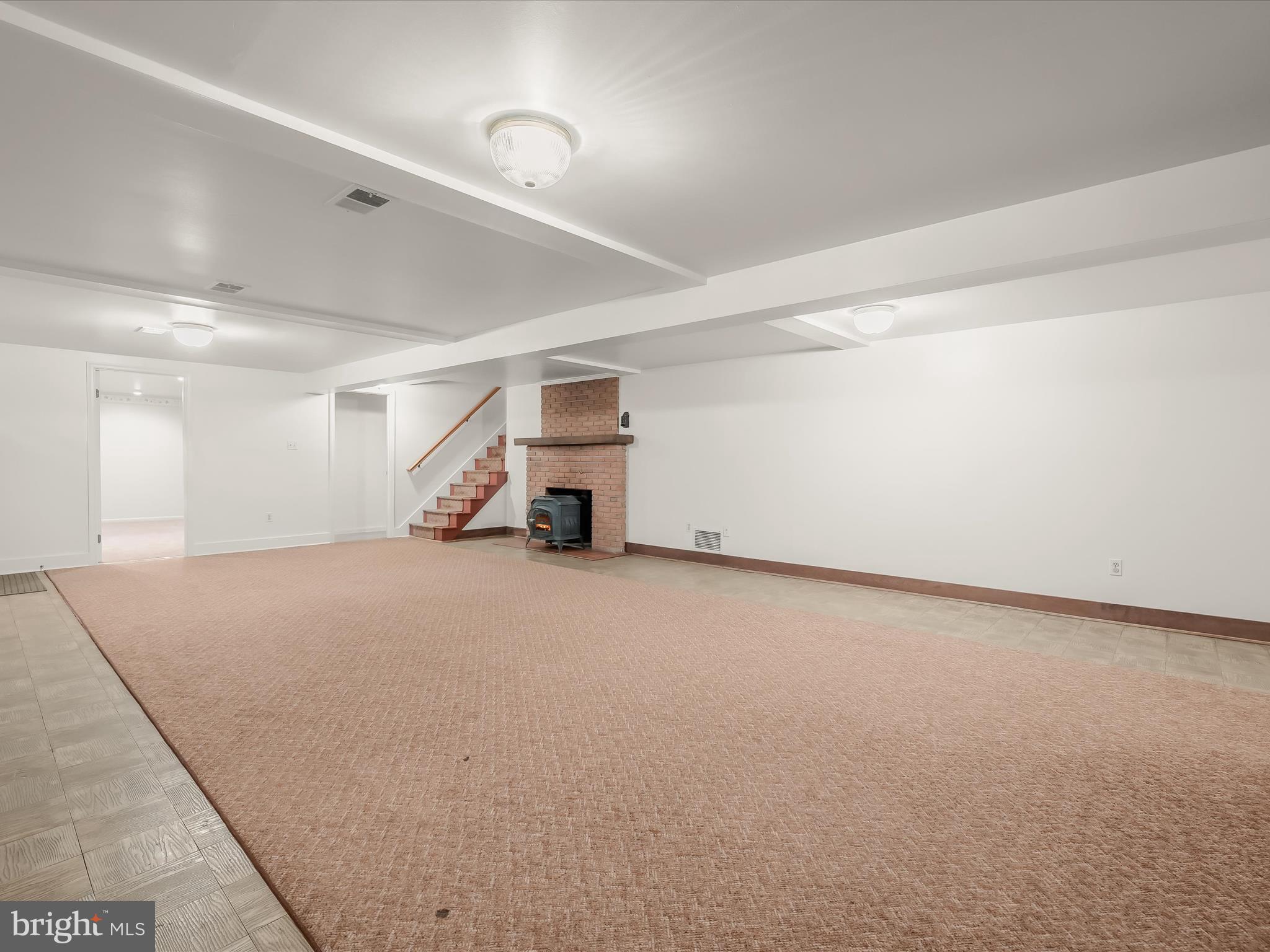 3826 Walt Ann Dr