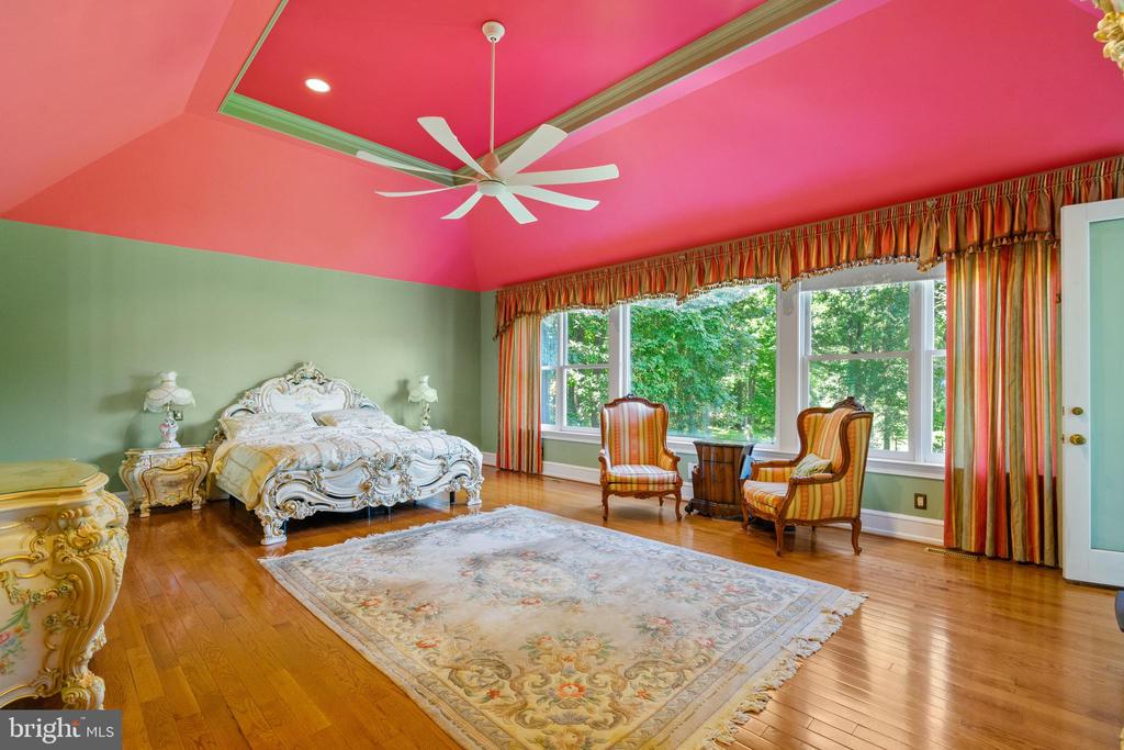 11085 Gaither Farm Rd