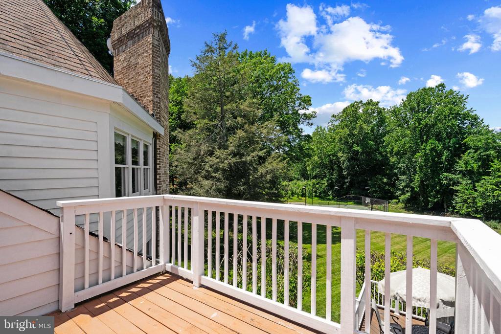 11085 Gaither Farm Rd