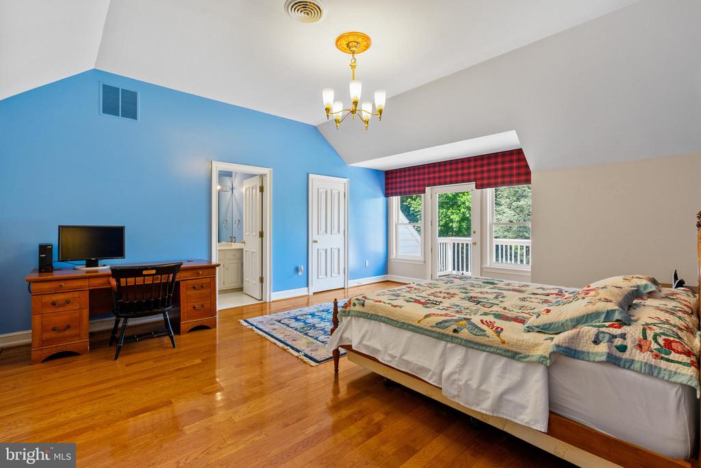 11085 Gaither Farm Rd