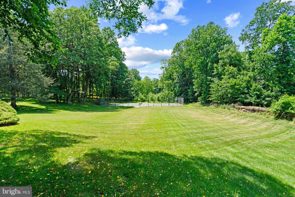 11085 Gaither Farm Rd