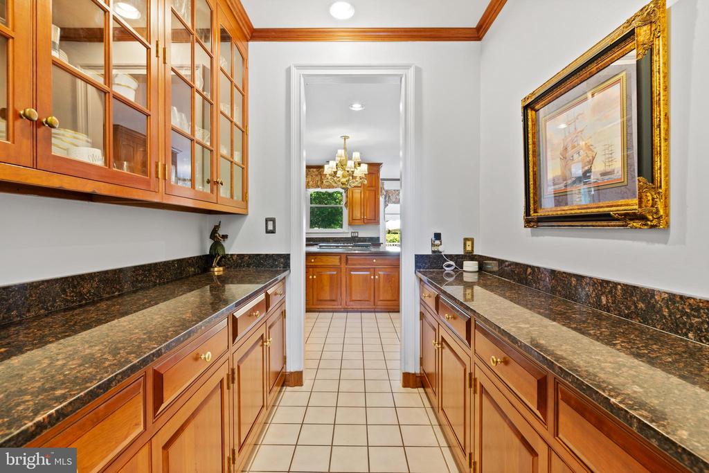 11085 Gaither Farm Rd