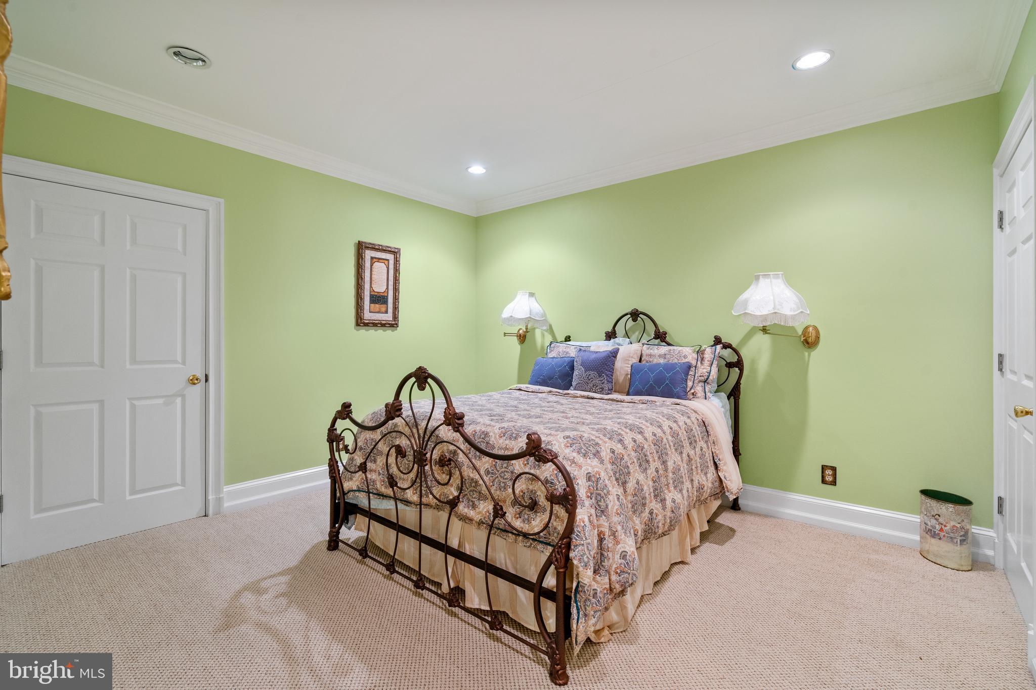 11085 Gaither Farm Rd