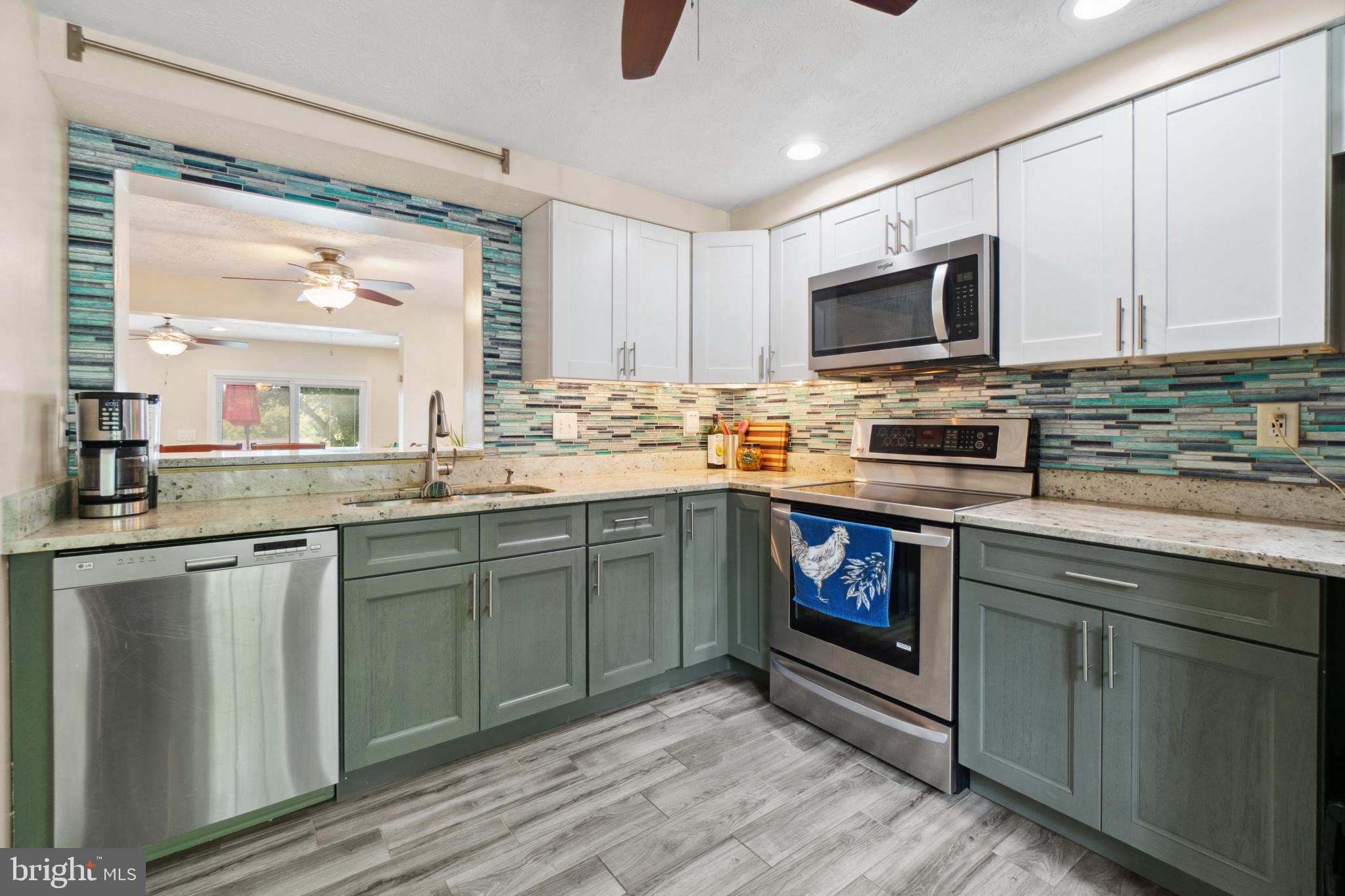 6026 Rock Glen Dr.