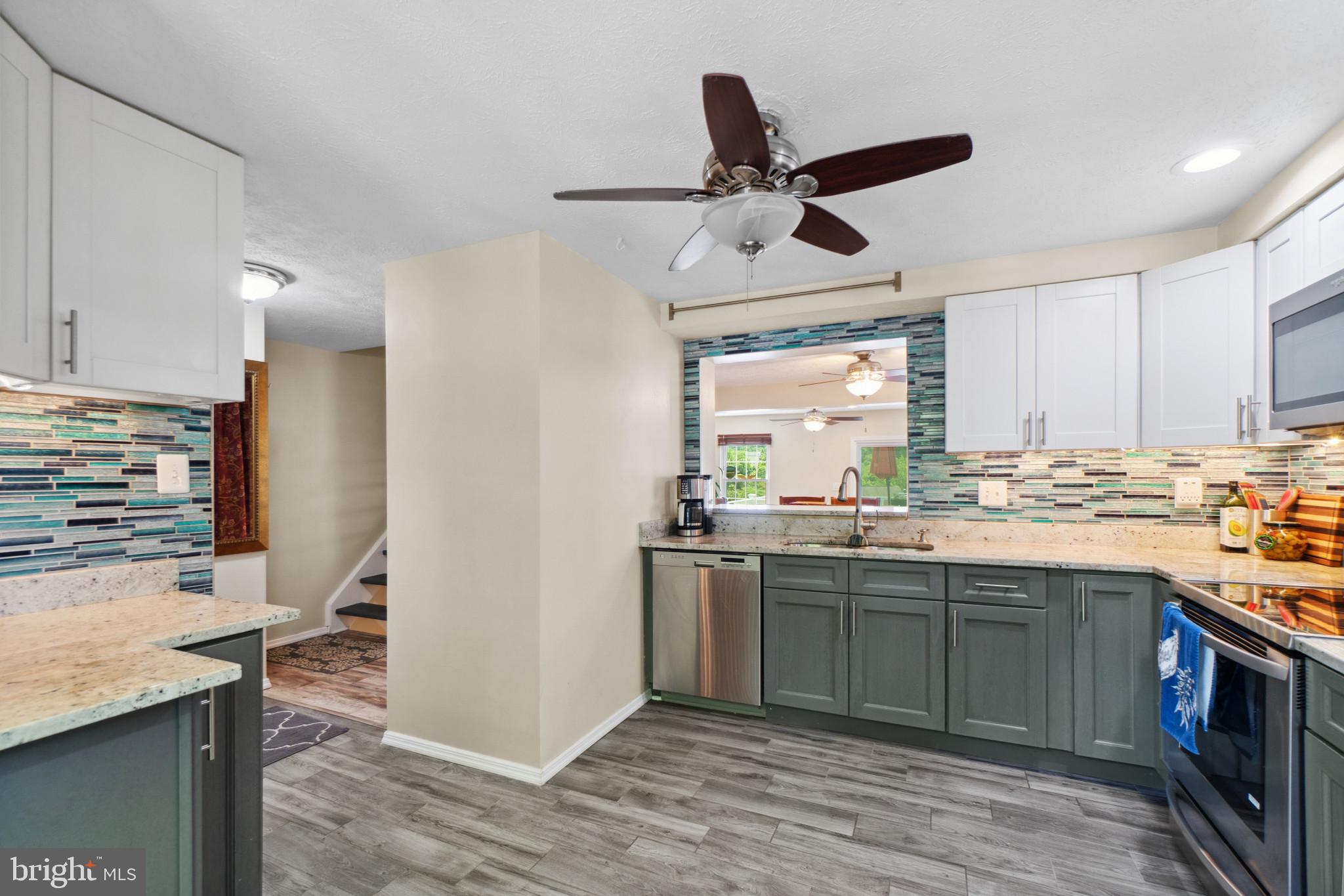 6026 Rock Glen Dr.