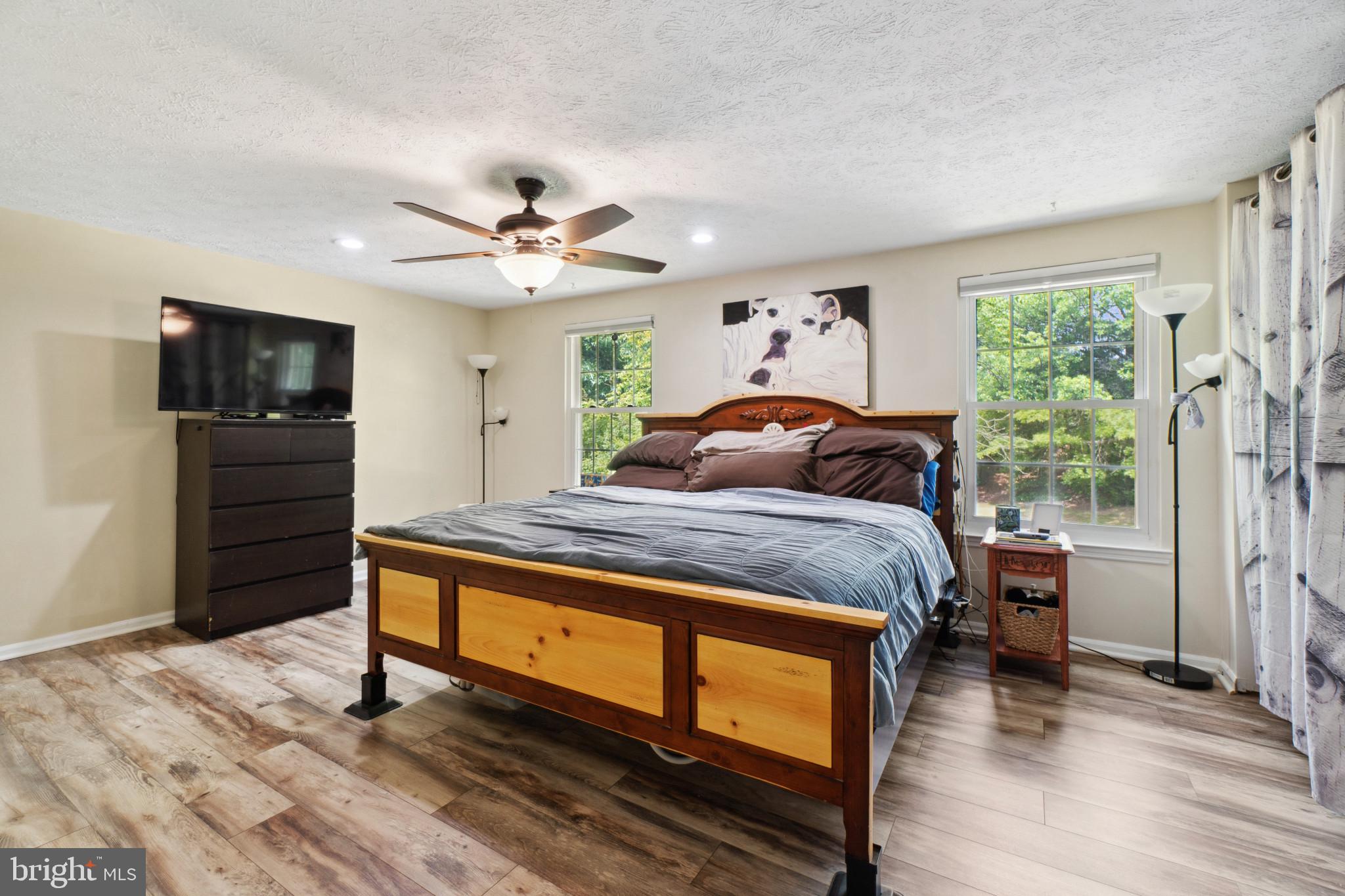 6026 Rock Glen Dr.