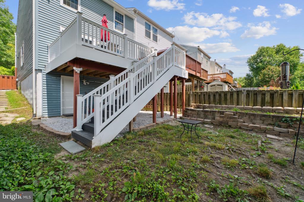 6026 Rock Glen Dr.