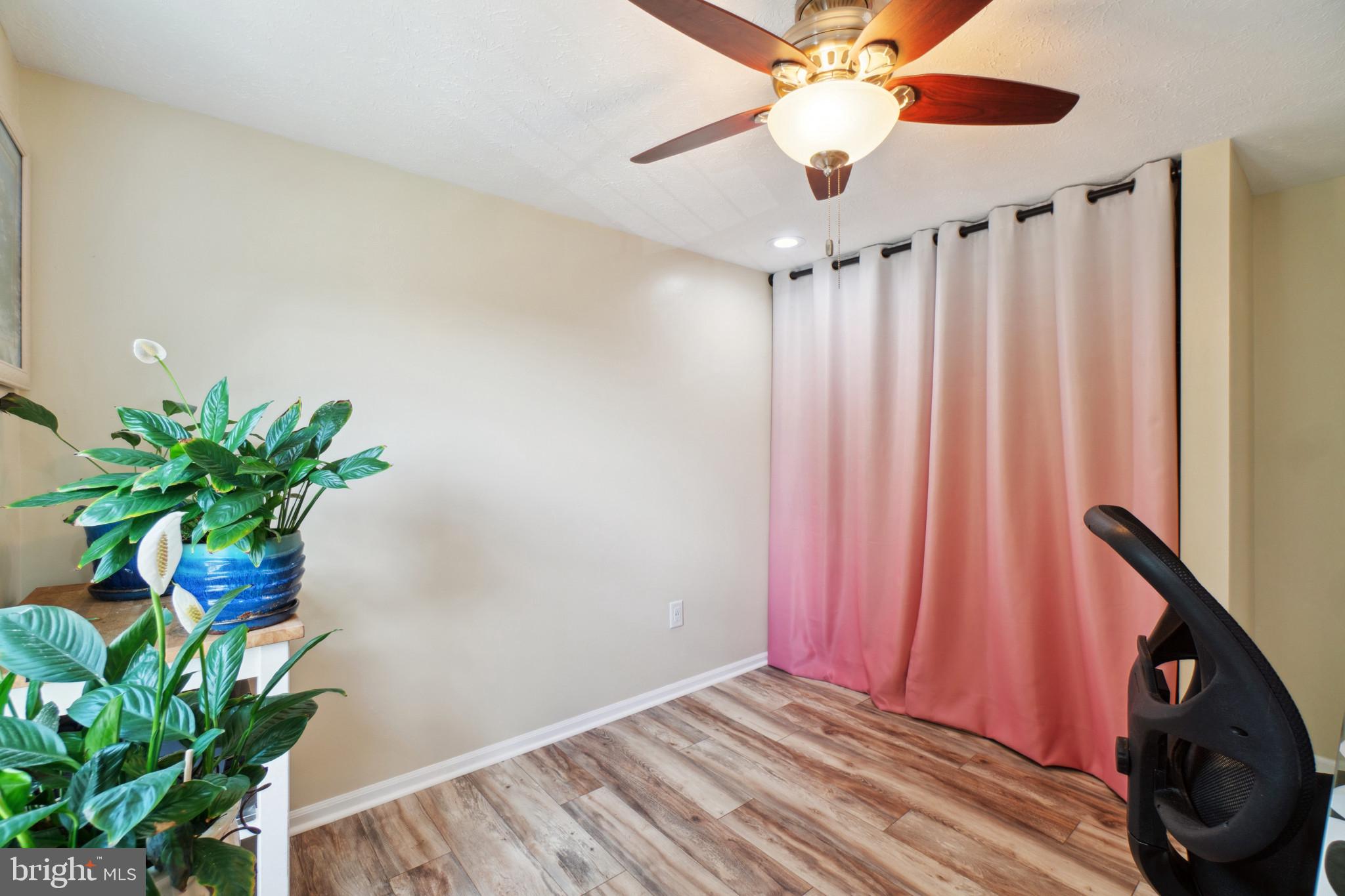 6026 Rock Glen Dr.