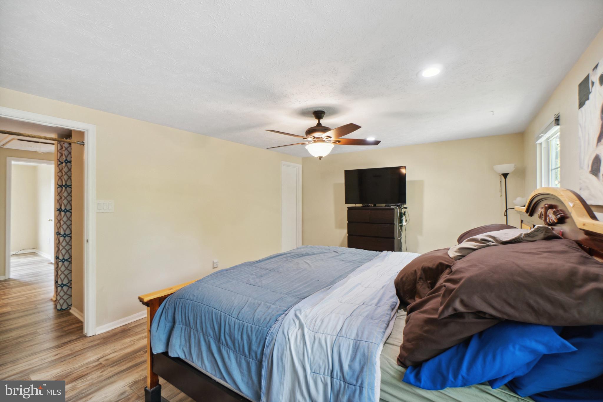 6026 Rock Glen Dr.