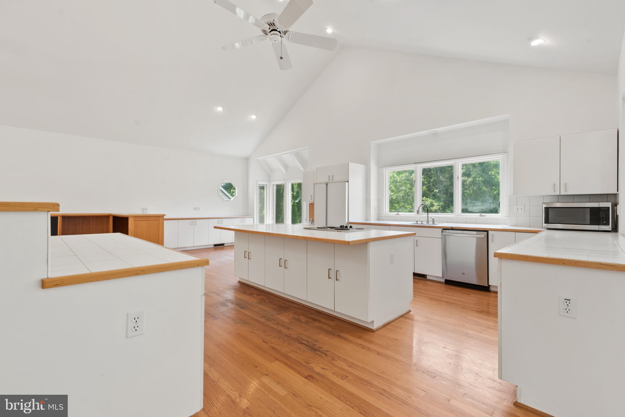 5124 Wellinghall Way