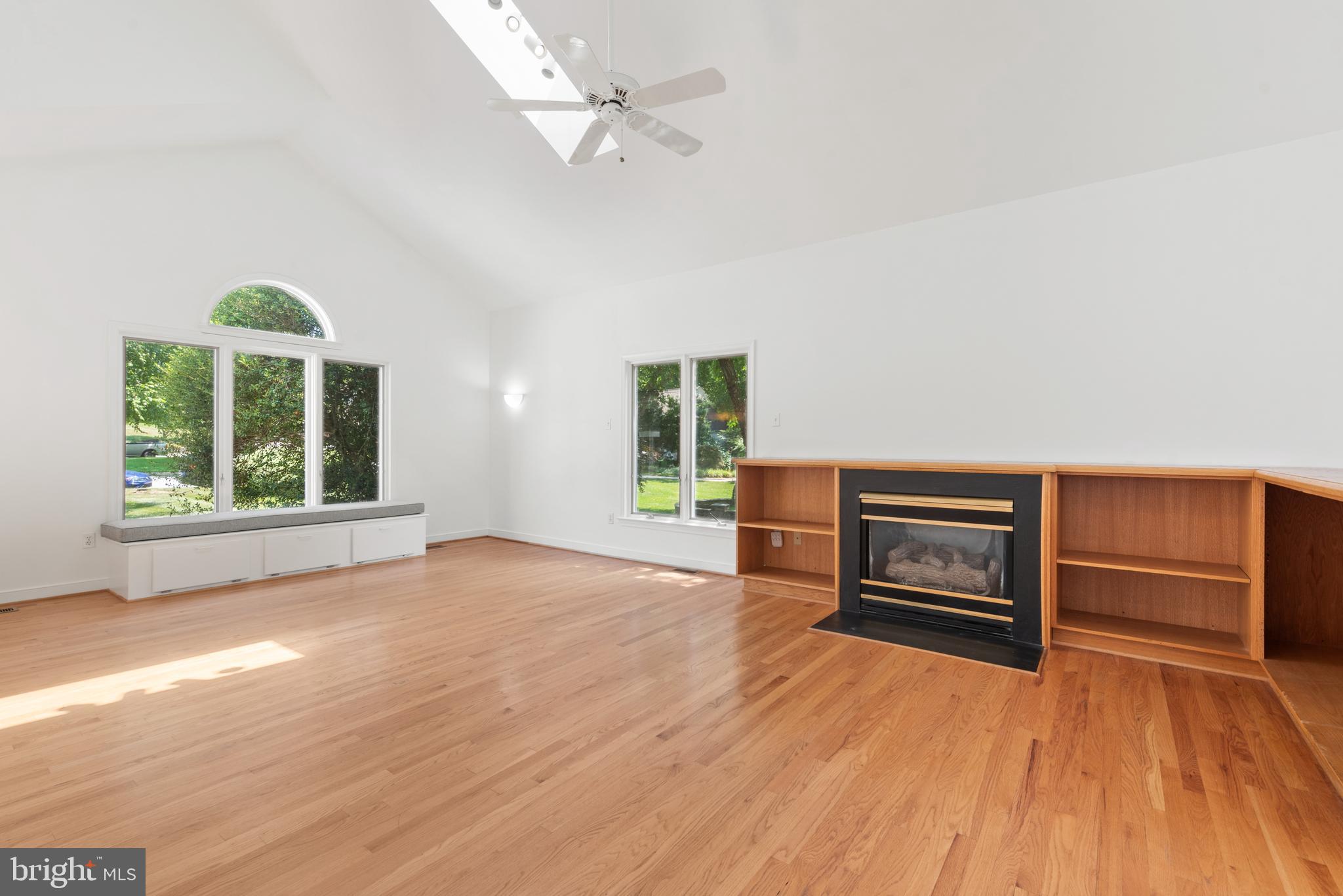 5124 Wellinghall Way