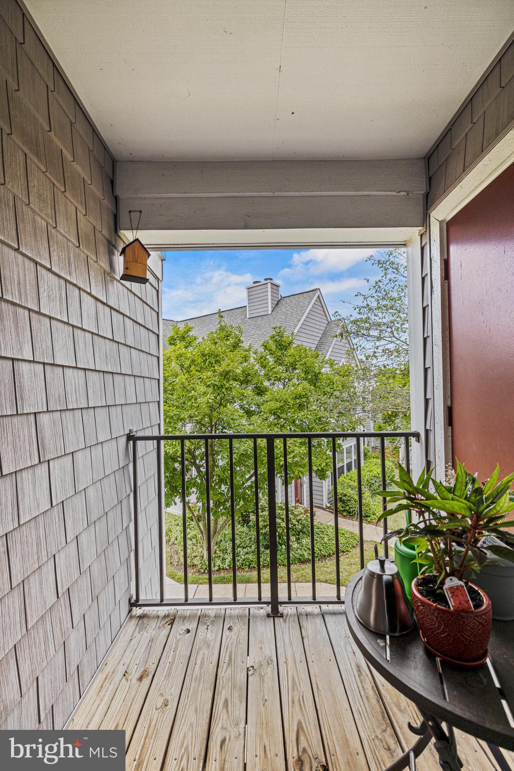 7738 Mayfair Cir