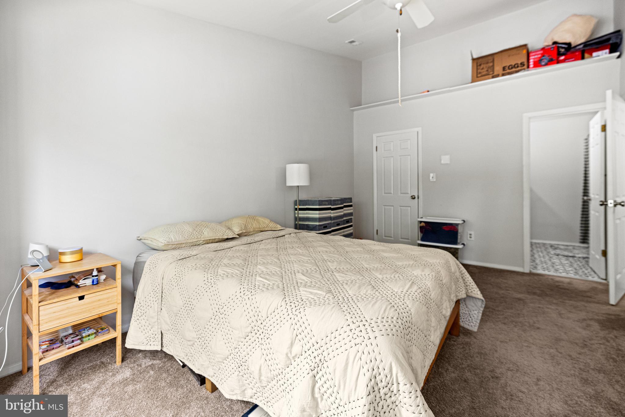7738 Mayfair Cir