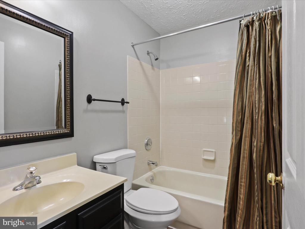 8574 Black Star Cir