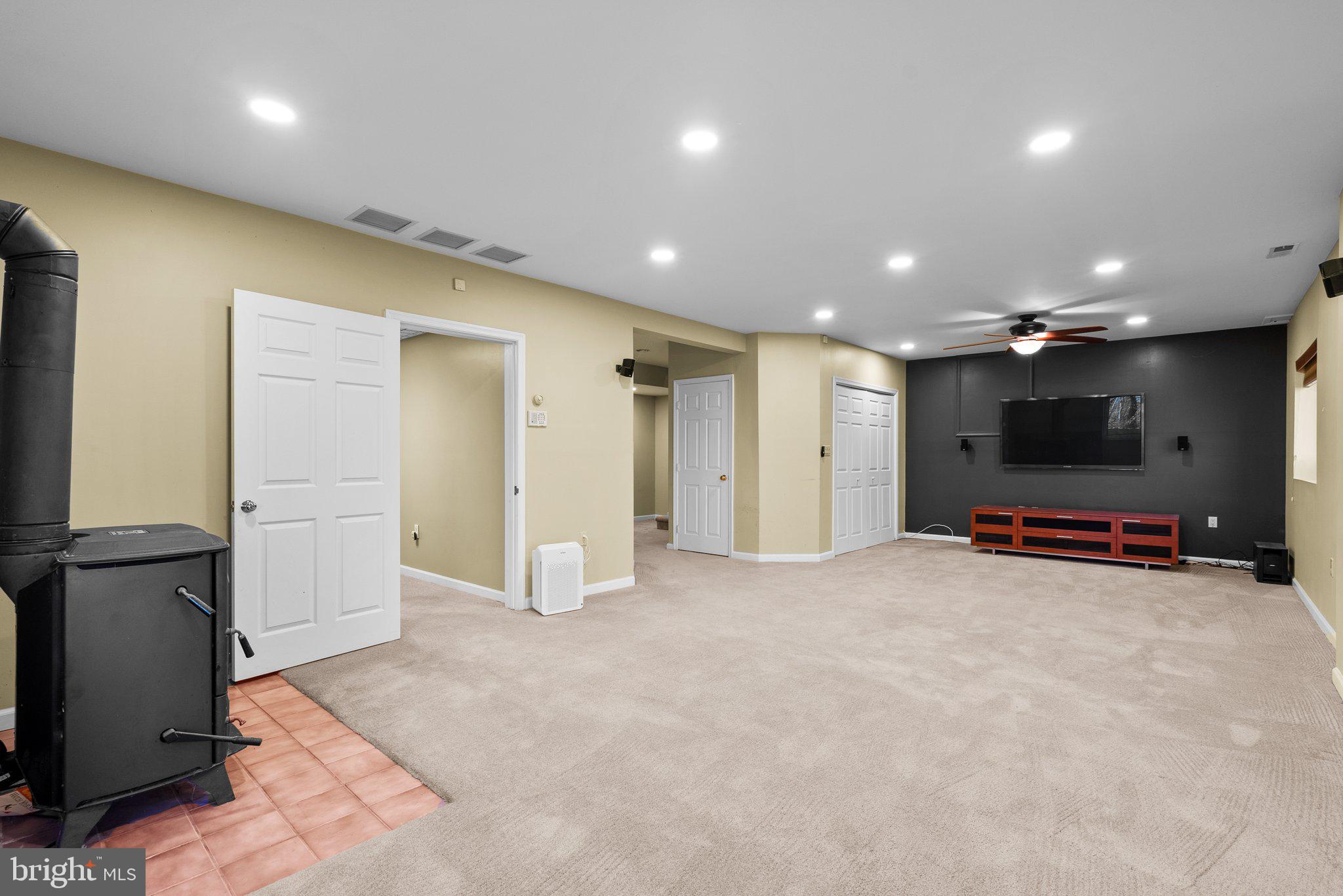 6555 Prestwick Dr