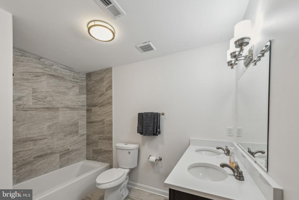 3005 Ponte Vedra Ct