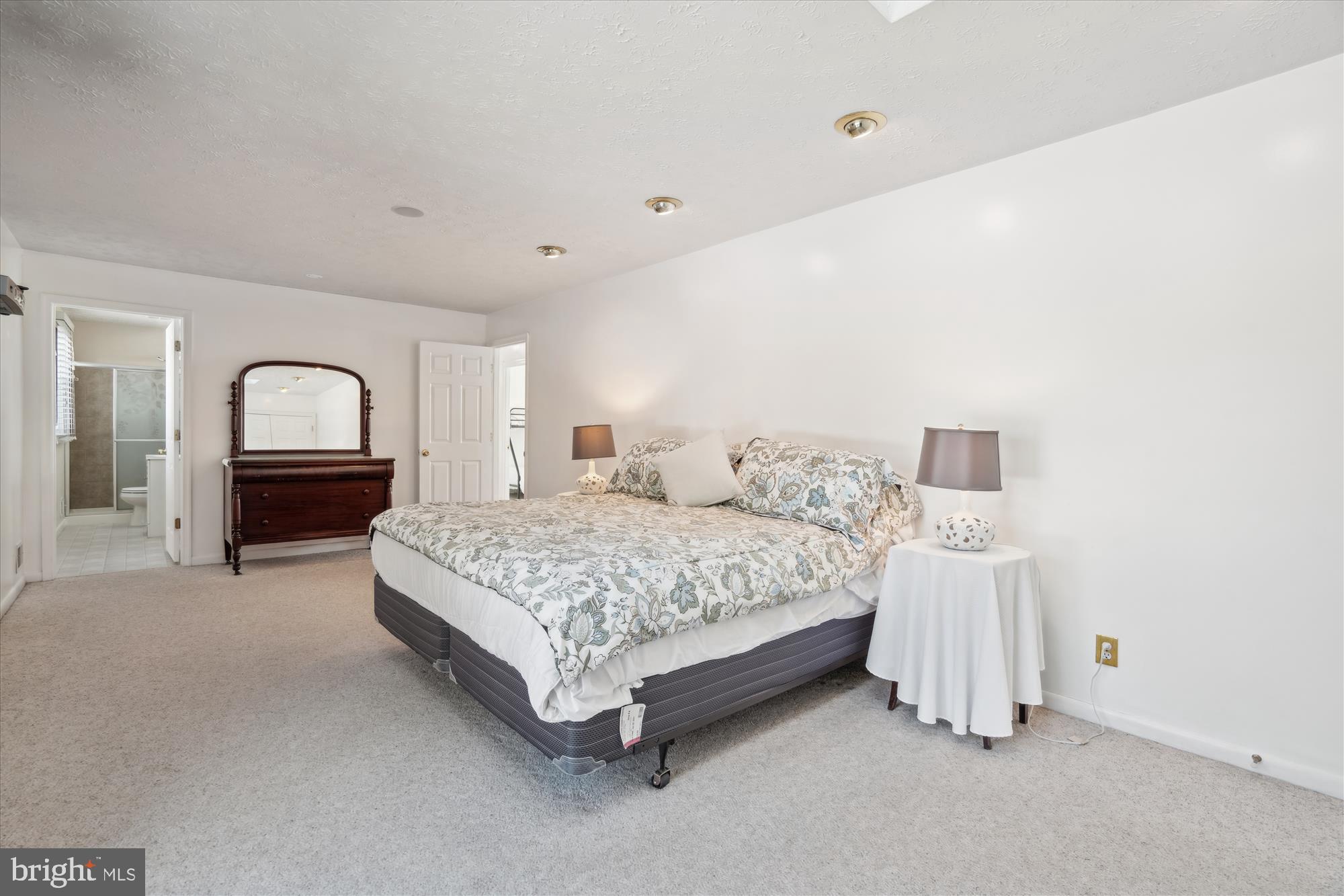9218 Maple Rock Dr