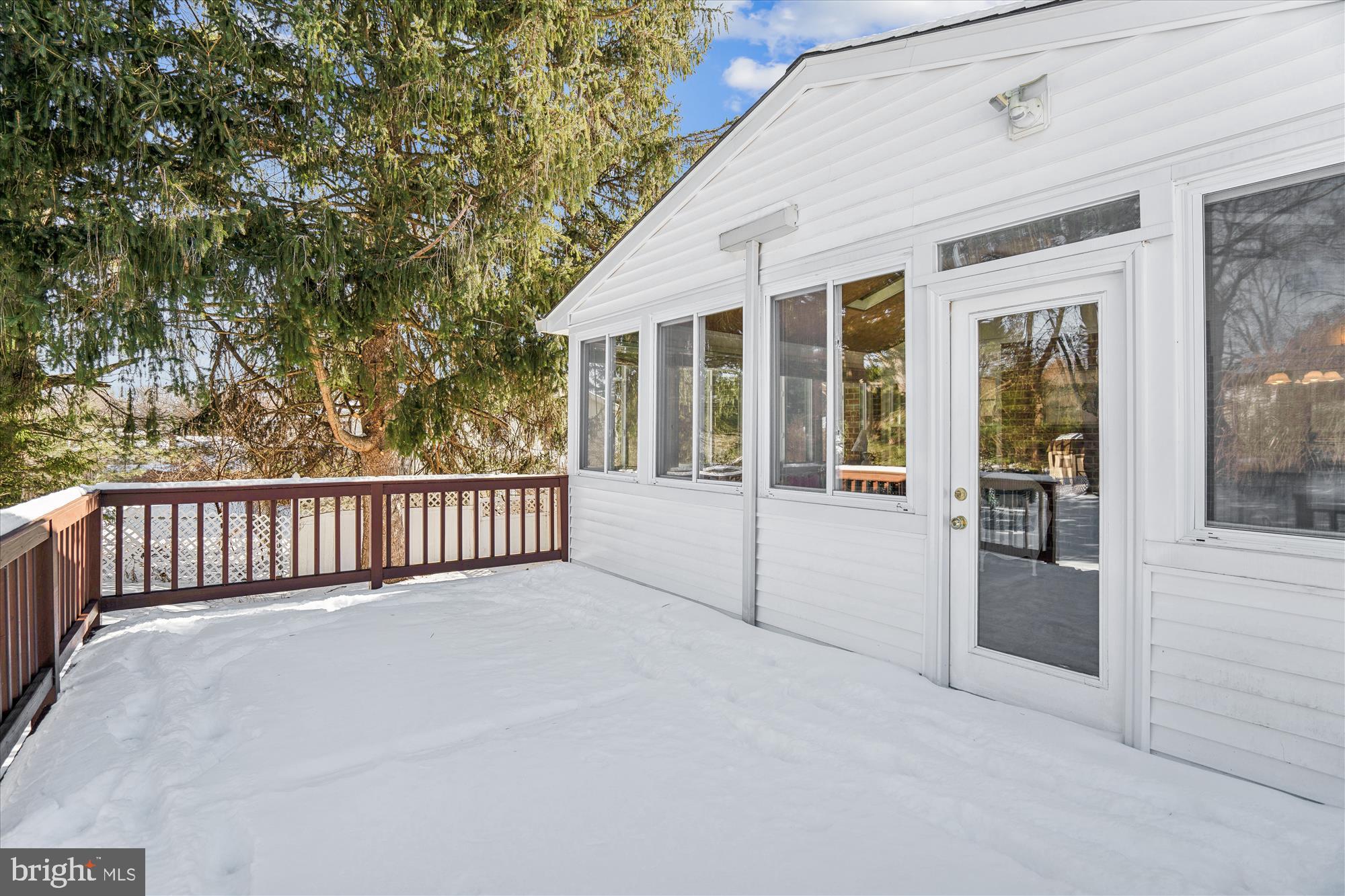 9218 Maple Rock Dr