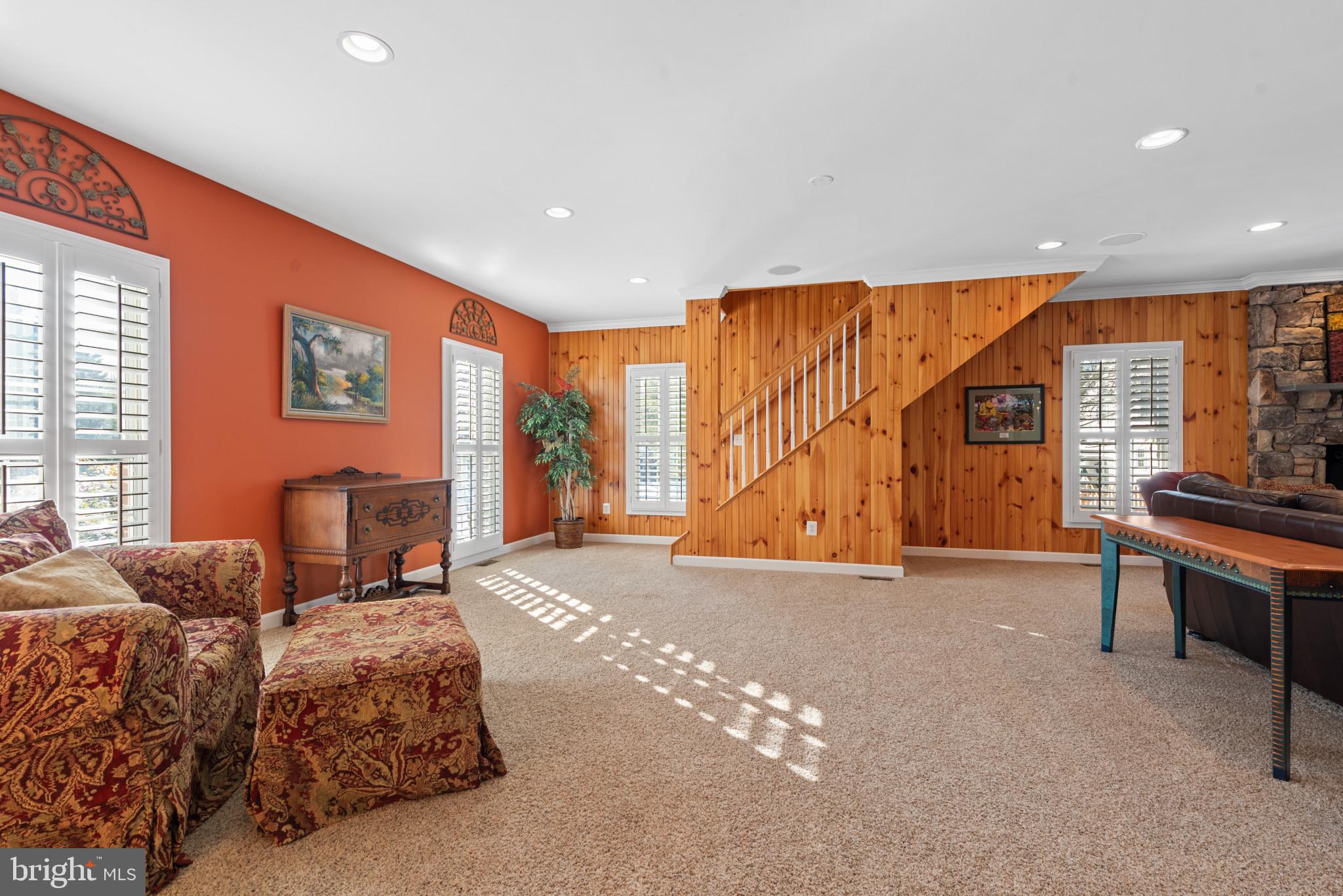 5409 Simpkins Ct