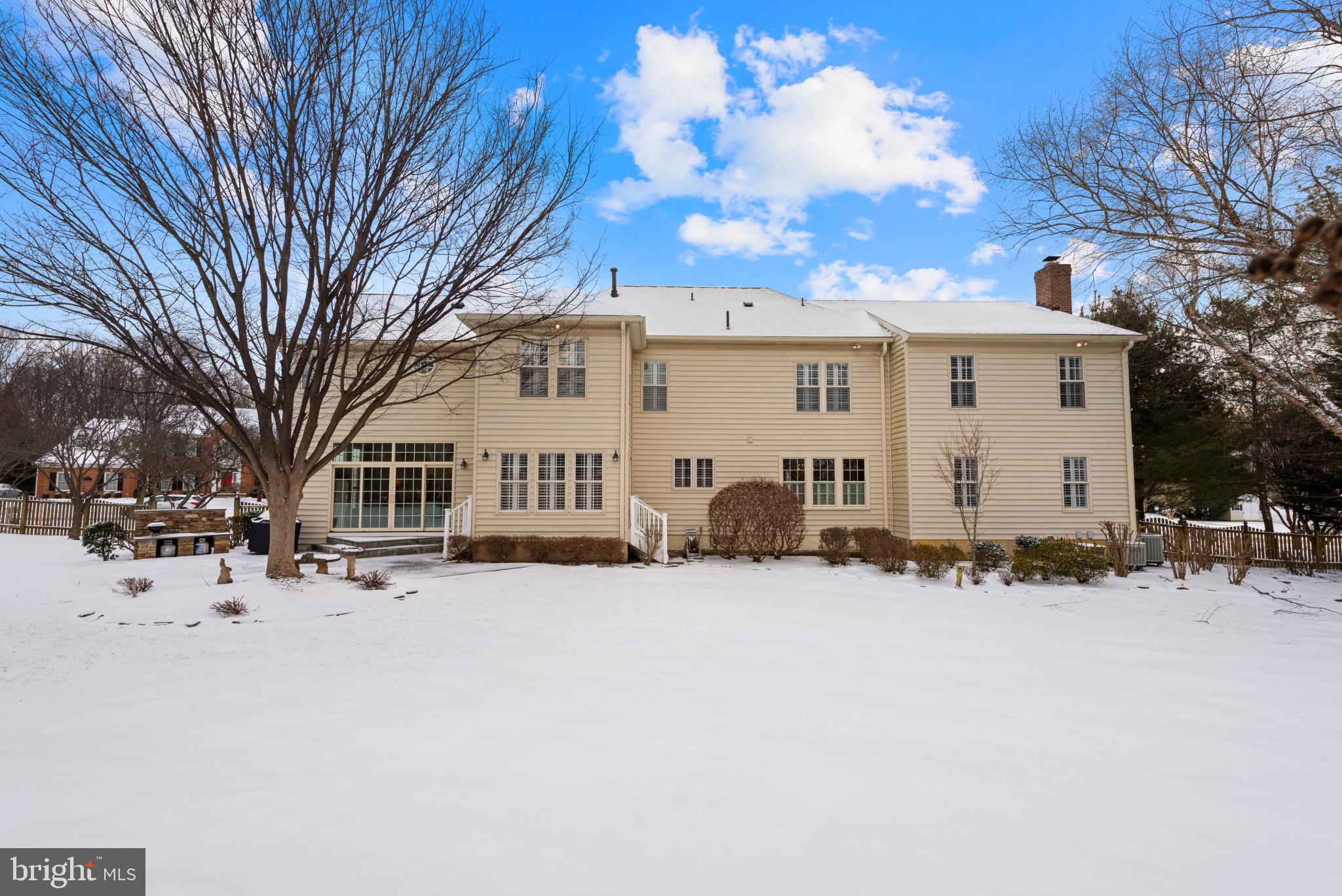 5409 Simpkins Ct