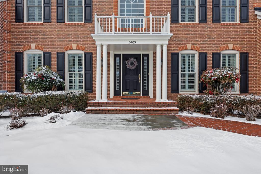 5409 Simpkins Ct