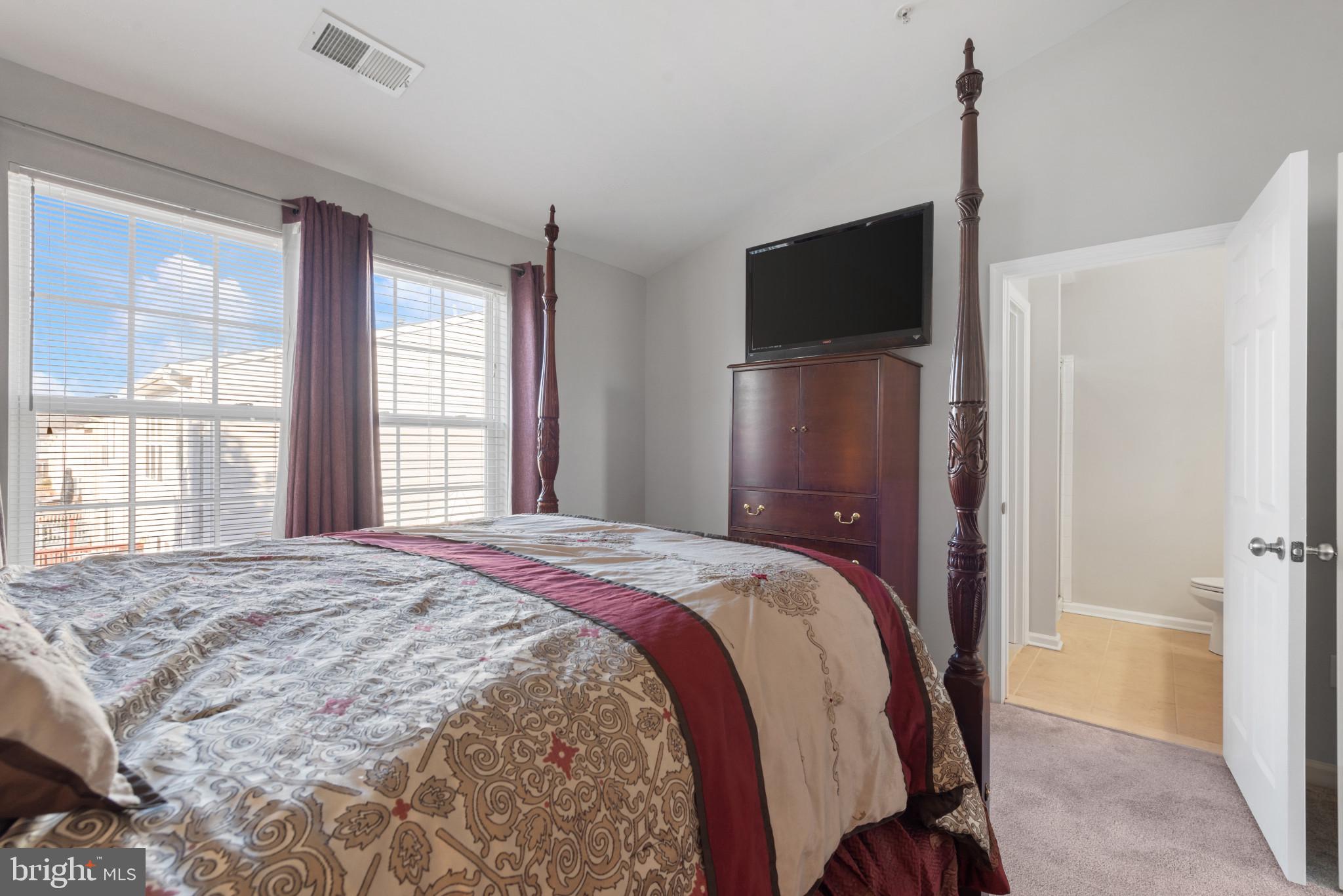 7104 Maiden Point Pl #392
