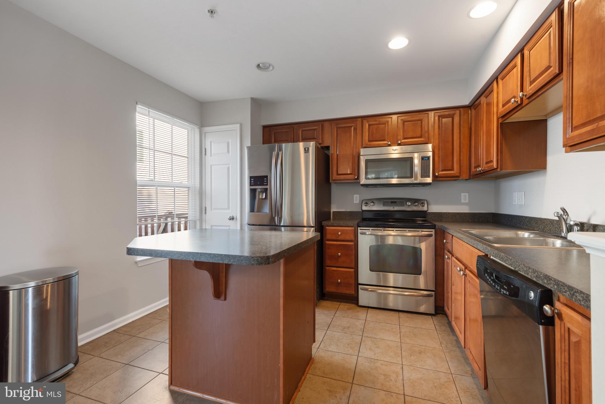 7104 Maiden Point Pl #392