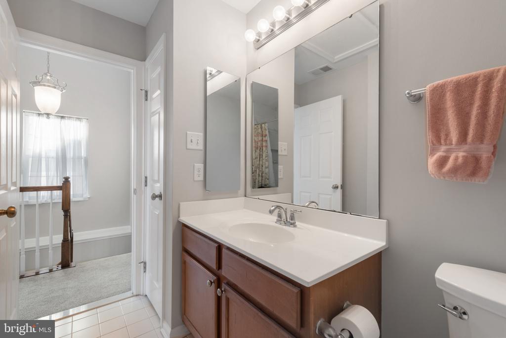 7104 Maiden Point Pl #392