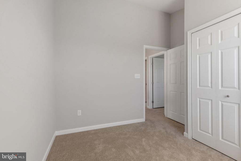 7104 Maiden Point Pl #392